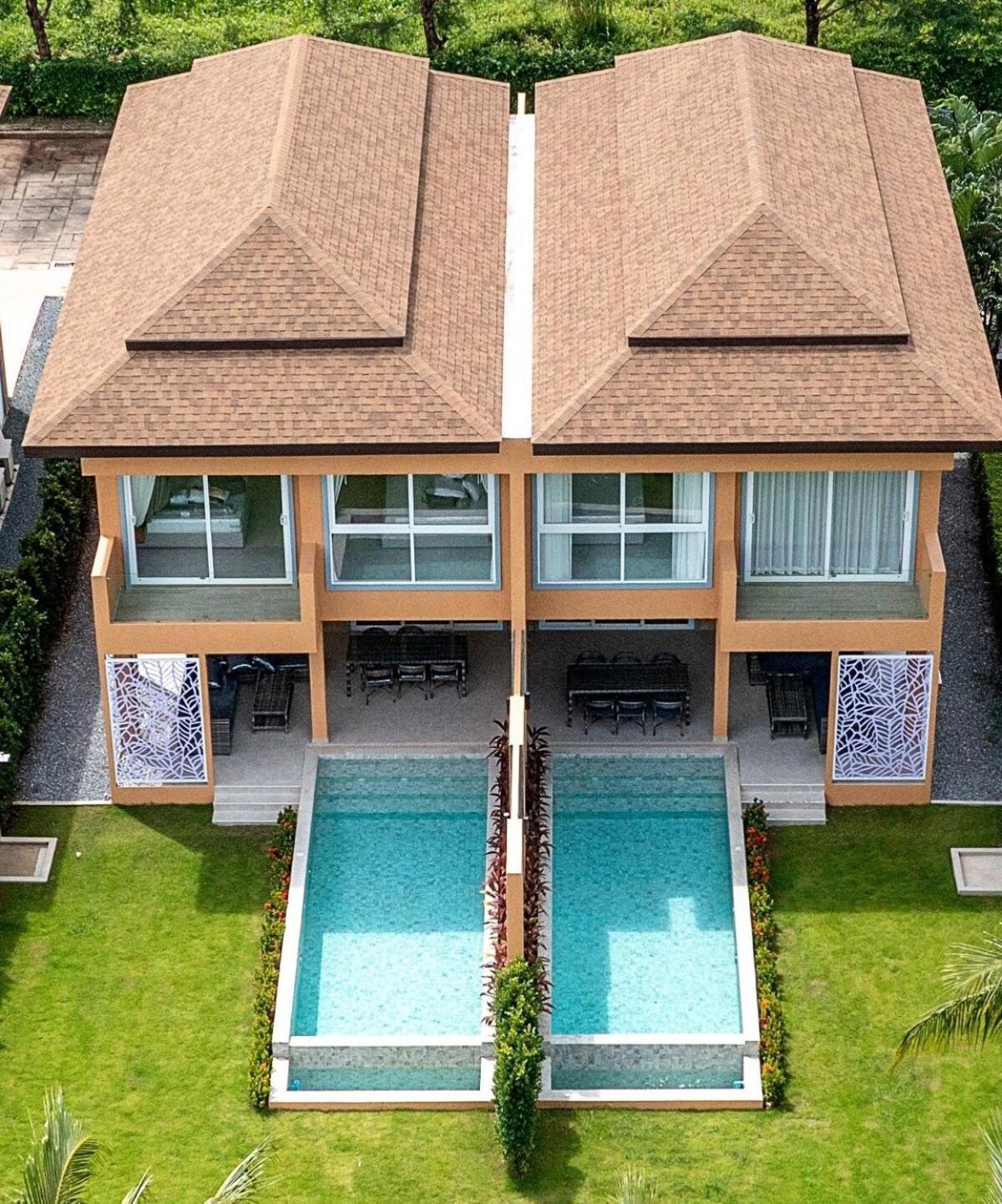 Sevens Paradise Pool -
